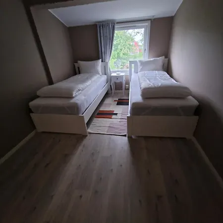 I Underetasje Eidsvag I Asane *