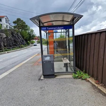 Апартаменти I Underetasje Eidsvag I Asane Берген